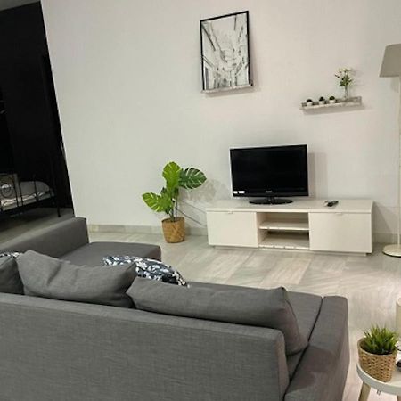 Holidays2Malaga Jinetes Junto Casco Historico & Parking Apartment Екстериор снимка