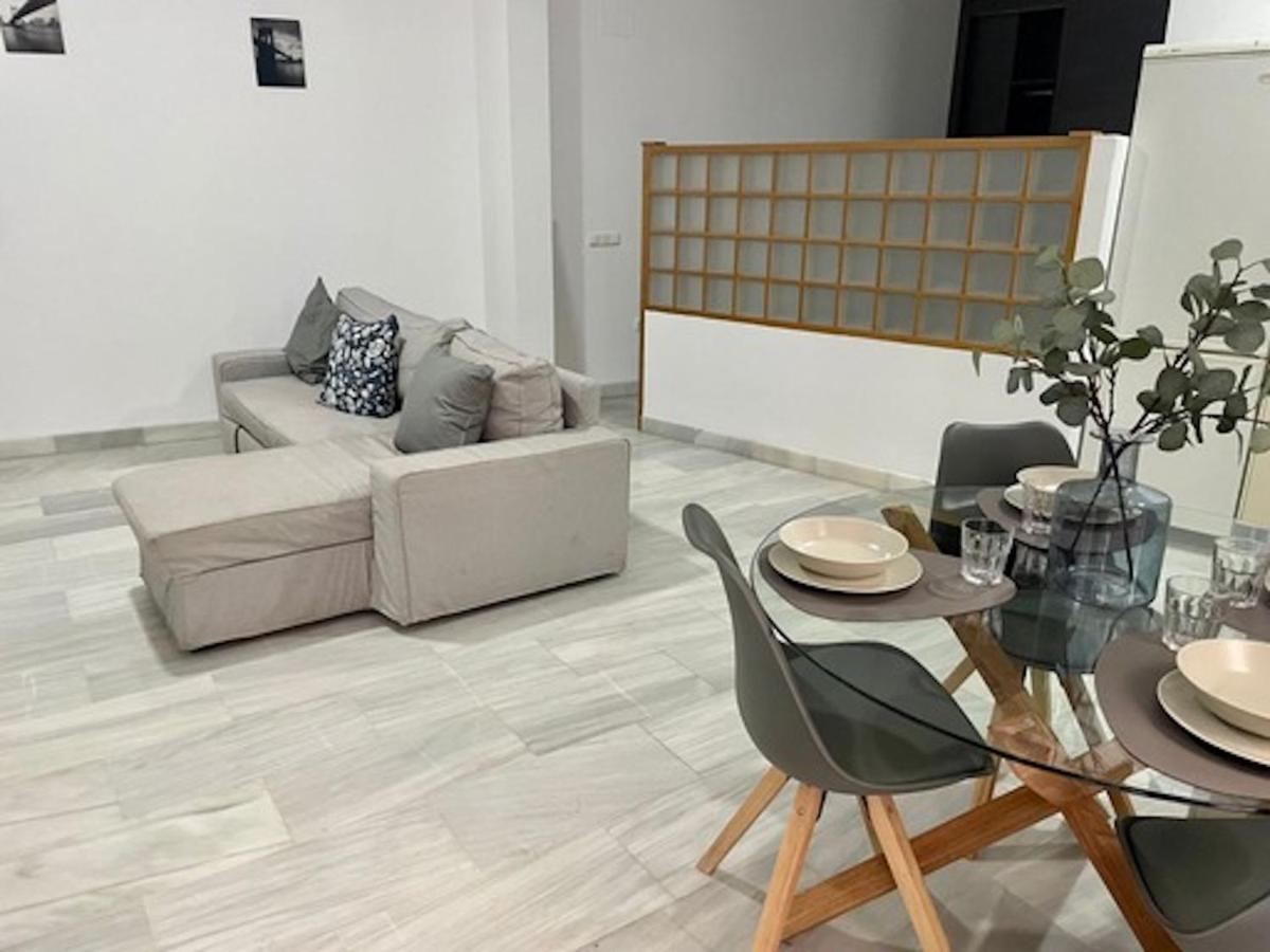 Holidays2Malaga Jinetes Junto Casco Historico & Parking Apartment Екстериор снимка